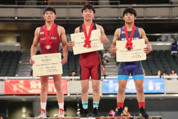 ＜レスリング＞【写真集】2025年明治杯全日本選抜選手権／表彰式（男子グレコローマン）