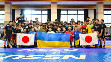 ＜レスリング＞ウクライナ男子フリースタイル・チームが日体大に来日、韓国、中国女子も加わって“国際練習”