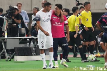 メッシに完勝した｢世界一のSB｣、100メートル走は｢9秒台｣、欧州CL決勝では｢先制弾｣【現代サッカーは｢サイドバックの時代｣に突入した！】(1)