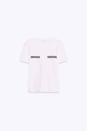コーデシンプルすぎ、、→【ZARA】へ！ 脱・地味見え♡「デザイントップス」