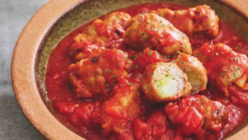 肉とキャベツを逆にして包んだロールキャベツ！？簡単だけどおいしい！脱サラ料理家ふらおさんのひらめき斬新レシピ