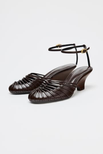 【ZARA】40・50代の高見え♡「夏サンダル」