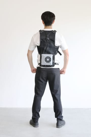 強力な“水冷ウェア”がShiftallから　39900円