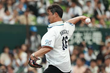 56歳になっても「いい球放るなあ」　レジェンドの渾身1球は「現役時代を彷彿」