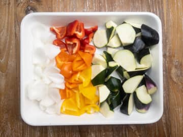 【夏の簡単常備菜】夏野菜たっぷり！ラタトゥイユのレシピ＆アレンジメニュー