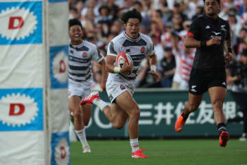 JAPAV XV マオリ・オールブラックスに大敗…前半はWTB植田の2トライで勝ち越すも、後半DF崩壊 たちこめる停滞感