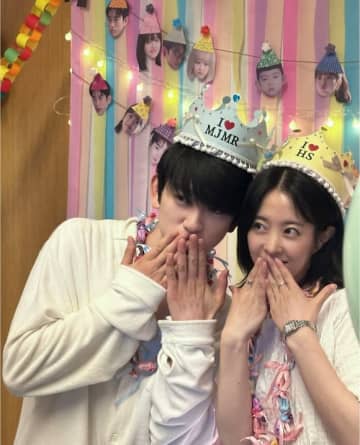 パク・ボヨン、GOT7 ジニョンとの愛らしい密着ショットが話題に！ドラマのビハインドカットを公開