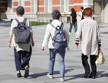航空会社の丁寧なサポートで、高齢の親のひとり移動も安心【親を要介護にさせたくない】