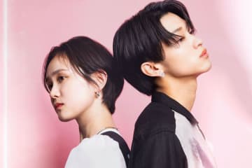 尾碕真花×松本怜生、2人で作り上げた“キラキラ”の裏側　「スマホがない時代の恋愛に憧れて」