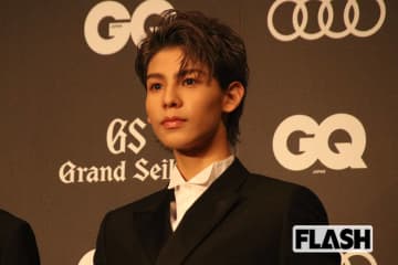 「詐欺師にしか見えない」超大物俳優をイジるSnow Man・ラウール　“強メンタル”に視聴者ヒヤヒヤ