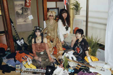 CHIANZ、多様な音楽的感性が交差する2nd EP「MESSY」リリース