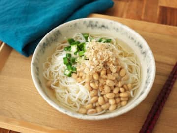 食べて熱中症予防！すぐできる♪「ネバネバ納豆おくら涼麺」