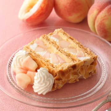 キハチ 青山本店で味わう白桃パイ♡夏限定の贅沢デザートが登場