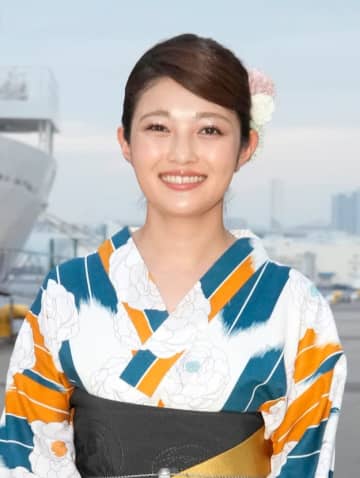井上咲楽「赤ちゃんみたい」な寝姿を披露→「サナギや」「おにぎりみたい」と大反響