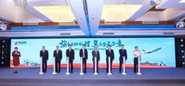 中国国際航空のC909機、国際線初就航
