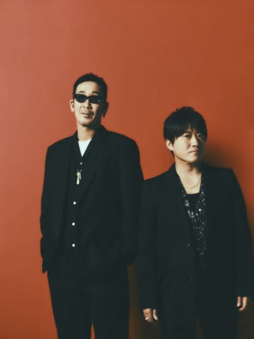 コブクロ、原点に立ち返る新曲「THIS IS MY HOMETOWN」MV公開
