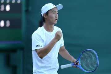 「難しかったです」望月慎太郎が２日間にわたるウインブルドン１回戦を逆転勝利！四大大会初戦突破は自身初＜SMASH＞