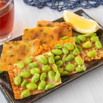 【枝豆とチーズを焼くだけ】「これはクセになる」一度作ったらハマってしまうこと間違いなしの絶品おつまみレシピ