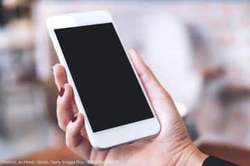 『news every』夏、出かけるとき「コレ」して　スマホは「データが消えてしまう可能性」も…