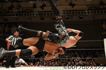 樋口和貞が首の故障を乗り越え、2年5ヵ月ぶりにKO-D無差別級王座奪還！“ミスターDDT”HARASHIMAと7・13後楽園で初V戦へ