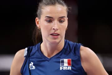 東レ滋賀に女子フランス代表のOPルシール・ジケルとMB林田愛佳が入団！