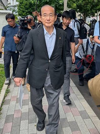 船井電機の債権者集会、異例の会社側「出席者ゼロ」、原田義昭氏は入場拒否