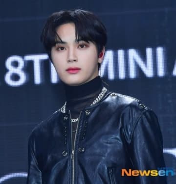 “THE BOYZ脱退”チュ・ハンニョン、不送致処分に…明日花キララと密会報道から性売買の疑いに発展