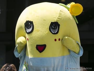 ふなっしー「熱中症対策してくださいなっしなー」　添えられた写真が？「笑った」「すごい絵面だ」