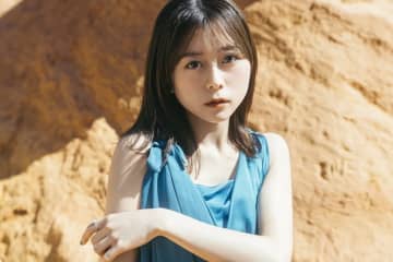 水瀬いのり、ベストアルバム『Travel Record』&2ndハーフアルバム『Turquoise』ジャケ写＋アー写公開