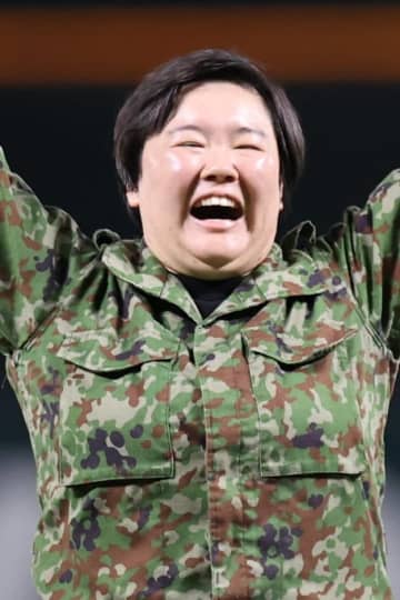 「ついにスカイツリーの一部に」やす子、ラスボス感ある姿に反響→「誰だか一瞬わからんかった」「シュール！！
