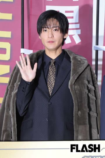 目黒蓮、無念の主演映画“降板”の裏でささやかれるSnow Manの“対中関係”旧日本軍司令官の“不適切映像”で炎上の過去も