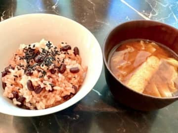 つんく♂、自分で作ってみた料理を公開「やってみるとあれこれ大変」