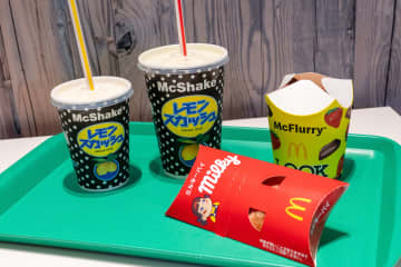 マクドナルドと不二家の夢のコラボ！　期間限定販売の“マックのお菓子スイーツ”を食べてみた