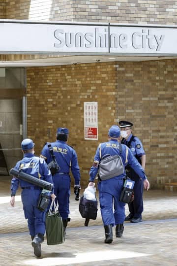 「誰かに危害」と聞き両親ら相談　法律事務所の事件前、警視庁に