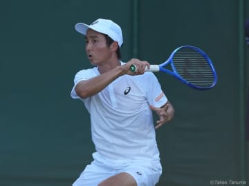 望月慎太郎、世界20位ハチャノフと激闘を演じるもフルセットで惜敗。グランドスラム初の3回戦進出ならず[ウィンブルドン]