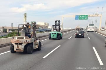 首都高を走るとんでもない車、「違法では？」と物議醸すも…　管理者は「走行可能」認める