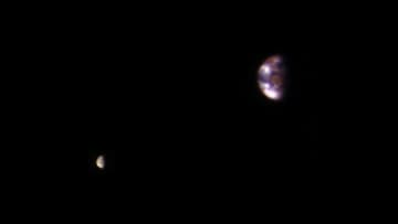 火星から見た「地球と月」　火星探査機が2億500万km先から撮影【今日の宇宙画像】