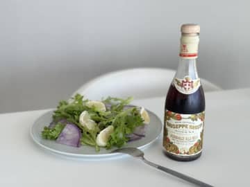 感動の味を自宅でも。りんごのバルサミコでサラダがごちそうに！
