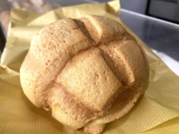 【幕張】20年以上変わらない懐かしい味、ベイメロンパンを食す日