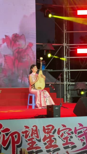 華麗なパフォーマンスで振り返るキャンパスライフ　中国内モンゴル自治区