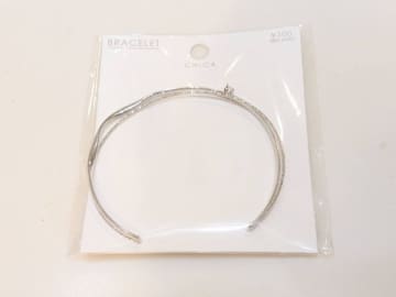 これ330円で大丈夫！？1時間早く着いたらスリコで手首がオシャレになってしまった件