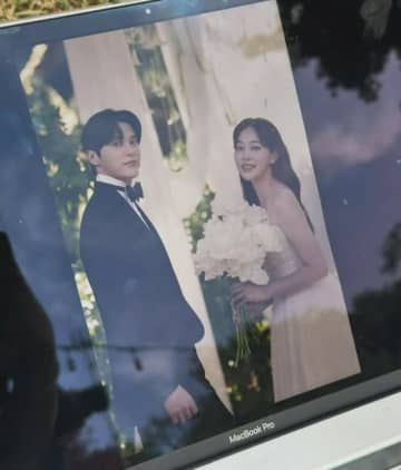 “密かな10年愛を経て10月結婚”俳優ユン・ソヌ＆女優キム・ガウン、揃ってSNSでコメント