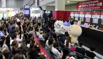 【速報】「ちいかわ」日本キャラクター大賞2025グランプリ受賞！　2年連続受賞の人気ぶり