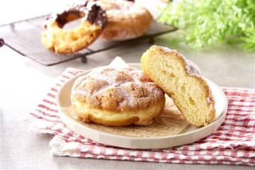 “メロンパン”×“ドーナツ” SNSでも注目されるハイブリッドパン！新しいのにどこか懐かしい「メロナッツ」登場