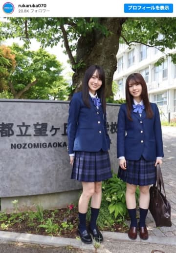 乃木坂46・賀喜遥香＆筒井あやめ、制服ショットに反響「こんな学校に通いたい！」
