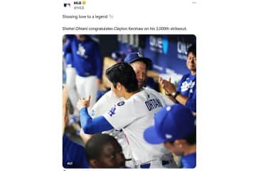 大谷がベンチで示していたカーショーへの敬意　3000奪三振の偉業後…カメラが捉えた1枚の写真