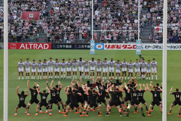 53失点惨敗発進、若きラグビー日本に露呈した課題「215m-364m」数値で明白　可能性を感じさせた「2」の存在