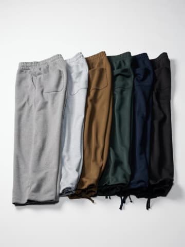 【ユニクロ】楽ちんおしゃれが叶う「スウェットパンツ」