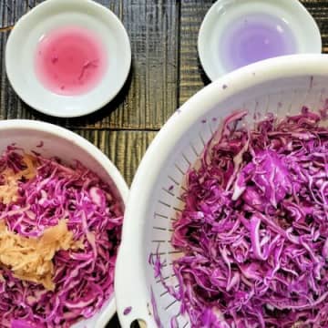 爽やかな香りと風味！色鮮やかなピンク色！即席、紫キャベツの酢漬け！