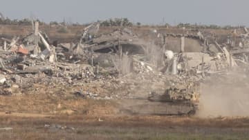 パレスチナの新婚サッカー選手、イスラエルの爆撃で死去…妻がヨーロッパで出産直後の悲劇